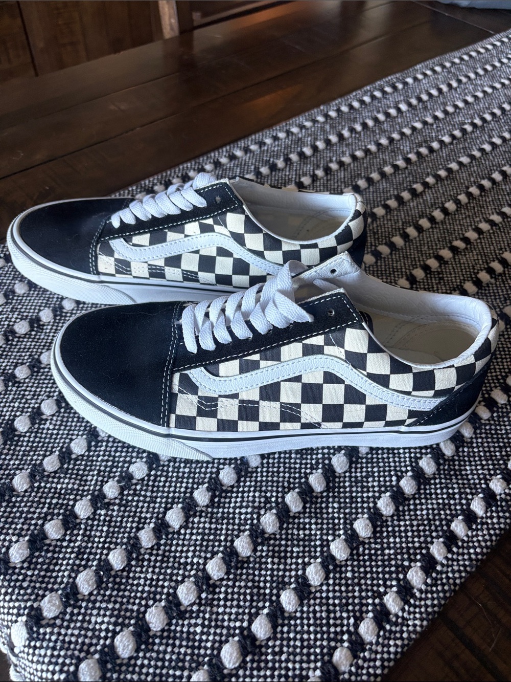 NWOT Vans Checkerboard Old Skool Sneakers - Black & White - Picture 2 of 7